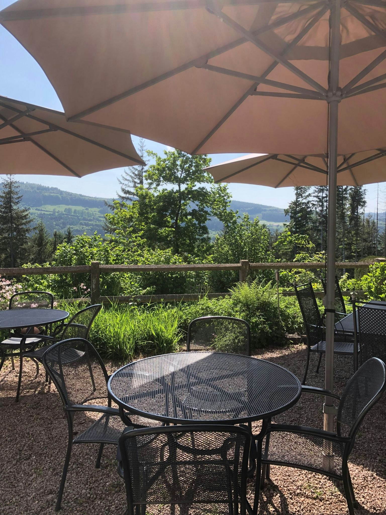 Camping du Château  - Restaurant mit Terrasse auf dem Campingplatz