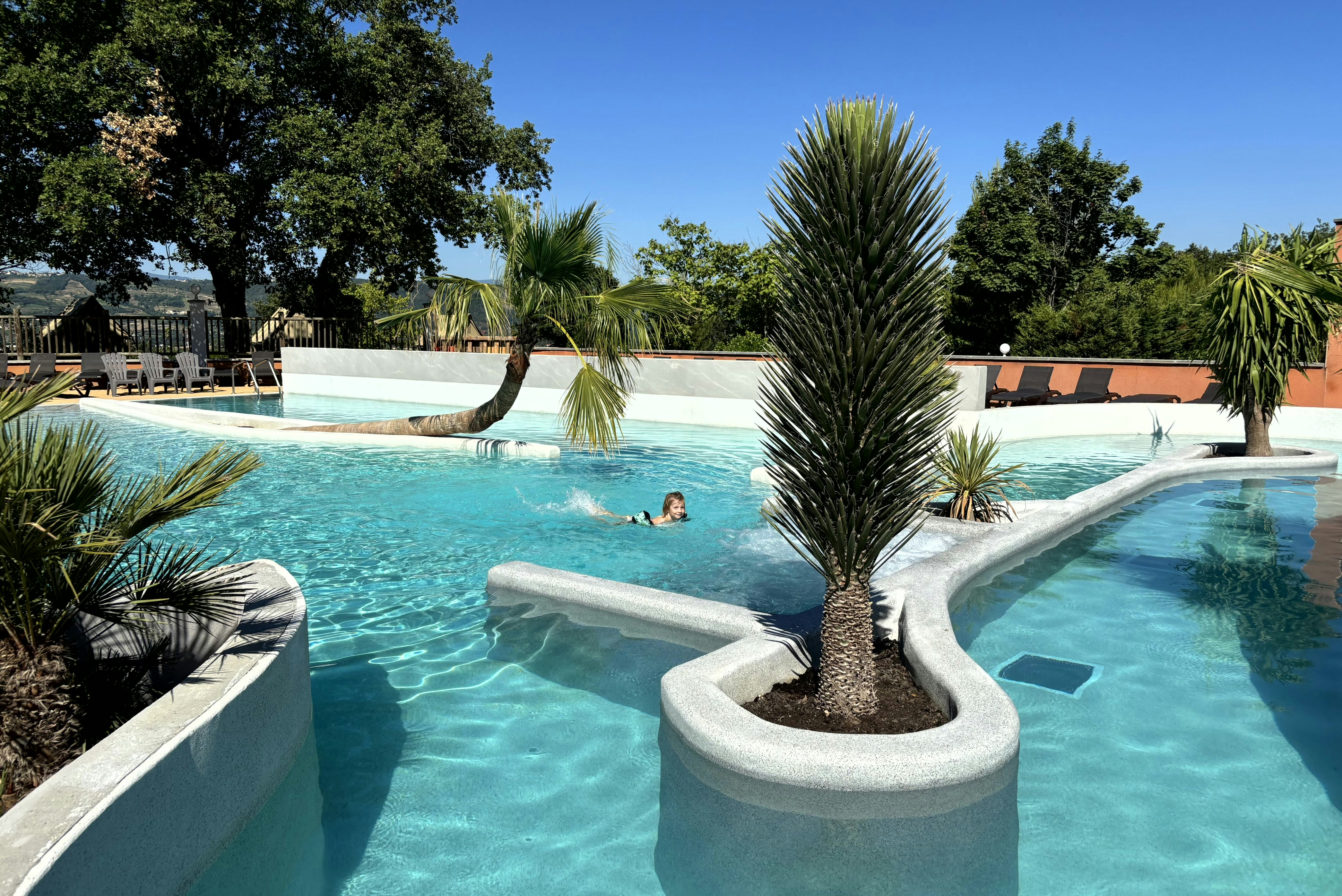 Camping du Domaine de Senaud - Freibad auf dem Campingplatz