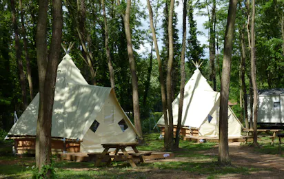 Camping Du Lac (Cormoranche-sur-Saône)