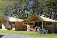 Camping du Lac de Savenay - Glampingzelte auf dem Campingplatz mit Veranda