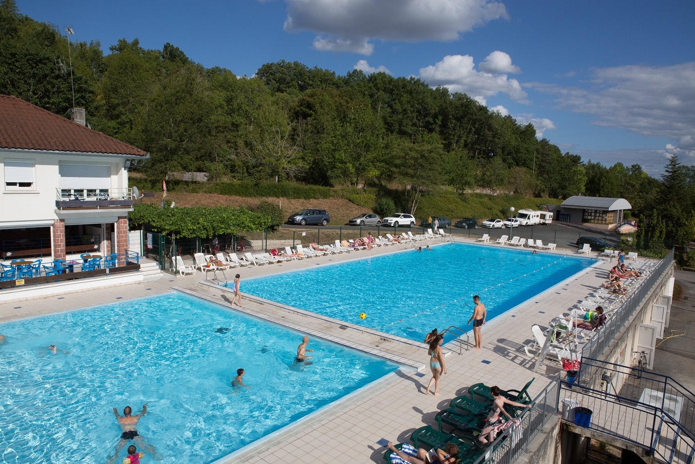 Camping de Collonges-la-Rouge - Pools im Freien auf dem Campingplatz