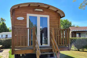Camping Du Perche - Mobilheim auf dem Campingplatz