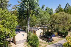 Camping du Pont d'Avignon - Außenansicht der Mobilheime