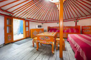 Camping du Pont de Braye - Glamping Zelt auf dem Campingplatz