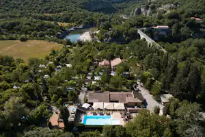 Camping du Pont - Campingplatz aus der Vogelperspektive