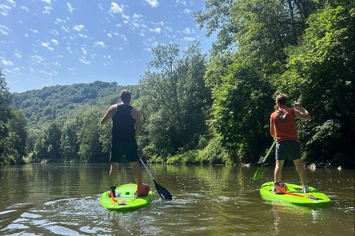 Camping du Rivage - Stand-Up-Paddling als Freizeitaktivität