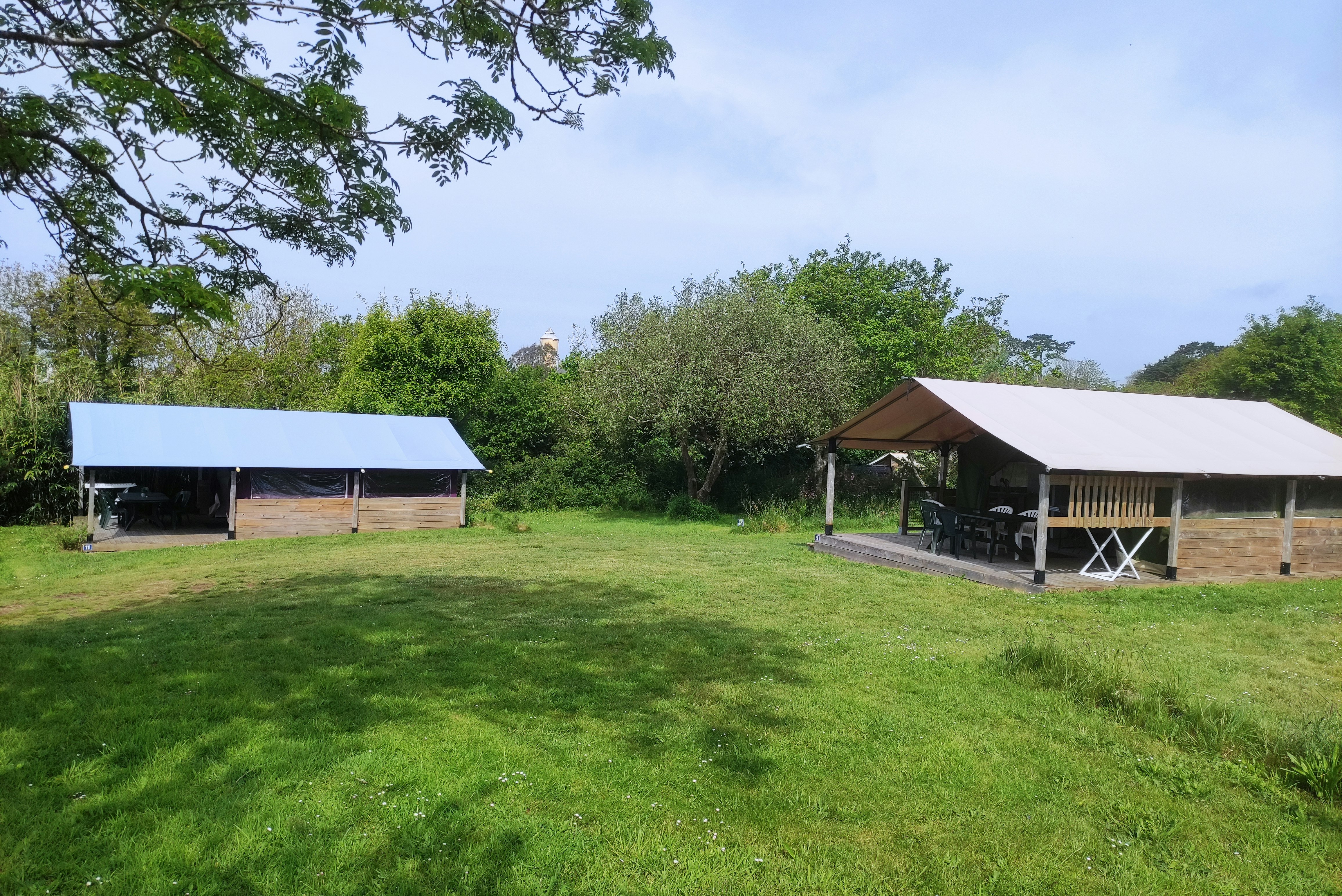 Camping du Tromeur - Mobilheime auf dem Campingplatz