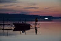 Camping Echo - Blick auf den See bei Sonnenuntergang