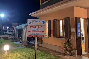 Camping Eden - Campingplatz Rezeption