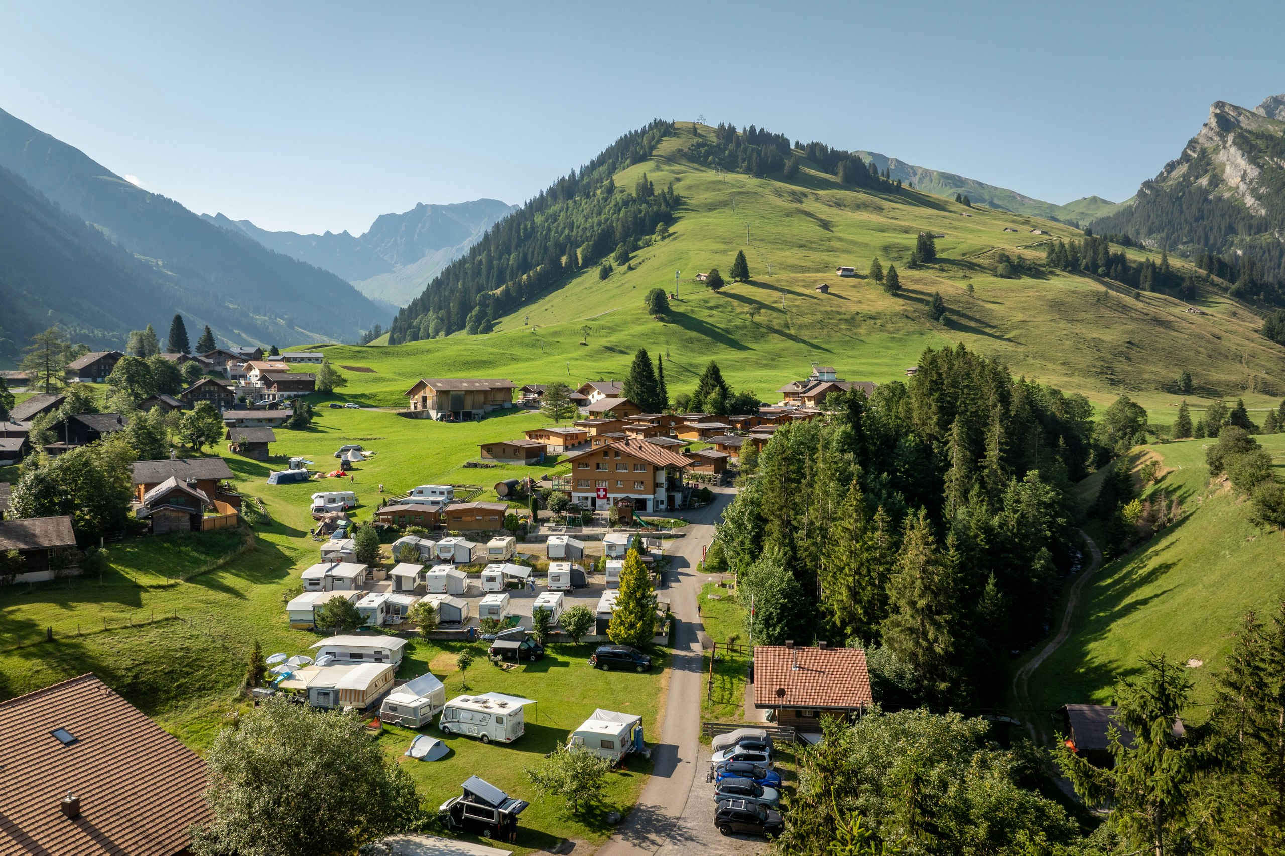 Camping Eggmatte  - Campingplatz aus der Vogelperspektive