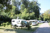Camping Eichholz - Wohnwagenstellplätzen auf dem Campingplatz