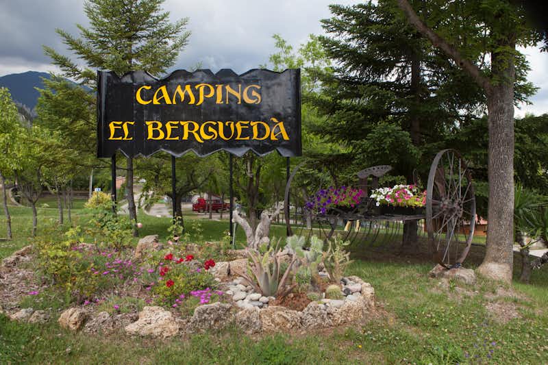 Camping El Berguedà - Eingangsschild des Campingplatzes