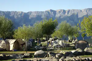 Camping el Cortal del Gral - Zeltstellplätze mit Blick auf die Berge