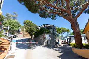 Camping El Far - Einfahrt des Campingplatzes