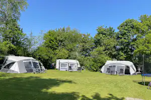 Camping Elperhof - Standplätze in Nähe des Spielbereichs für Kinder