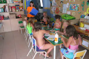 Camping Emporda - Bastelmaterial für Kinder auf dem Campingplatzgelände