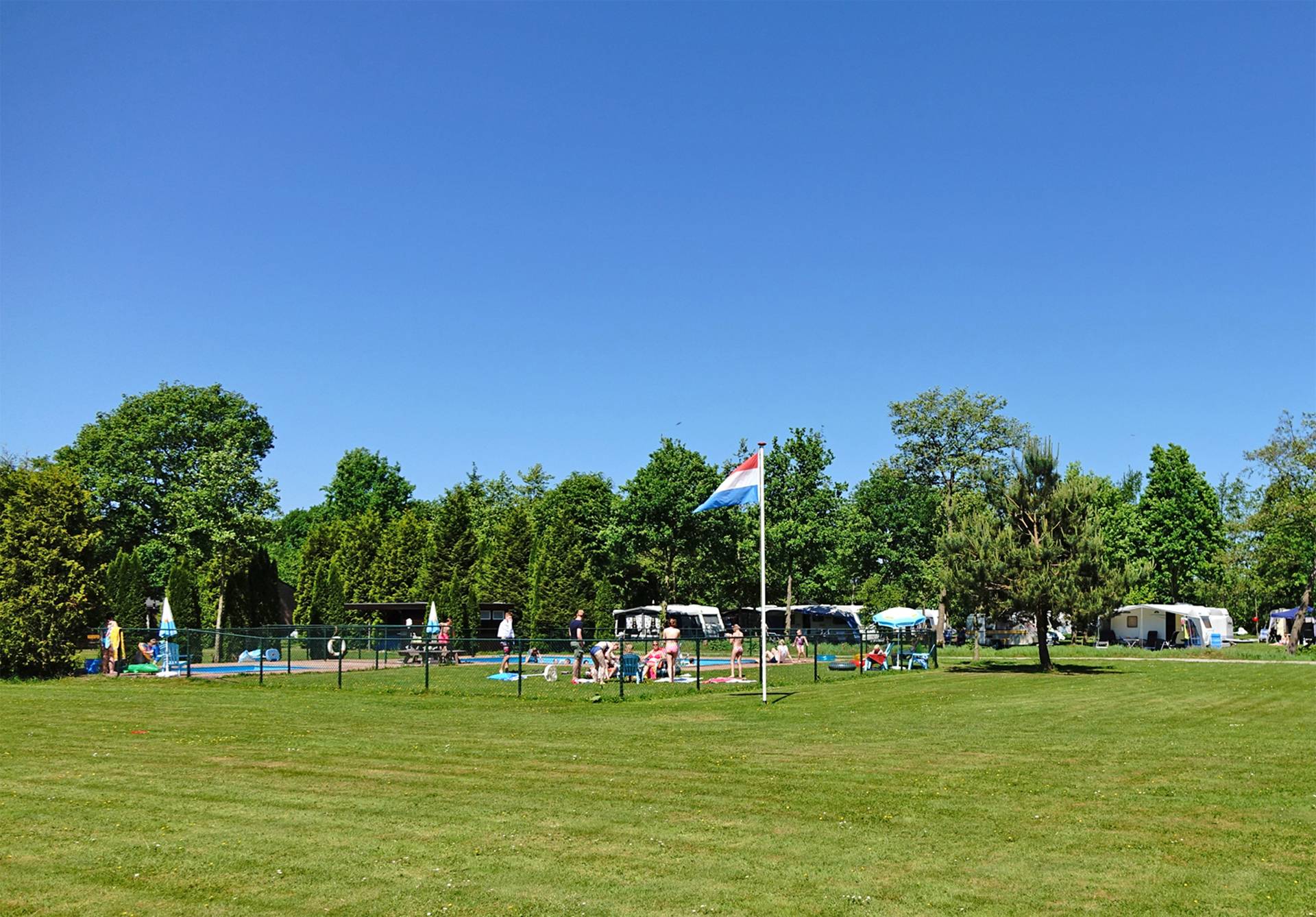 Camping en Familiehuis De Drenthse Roos