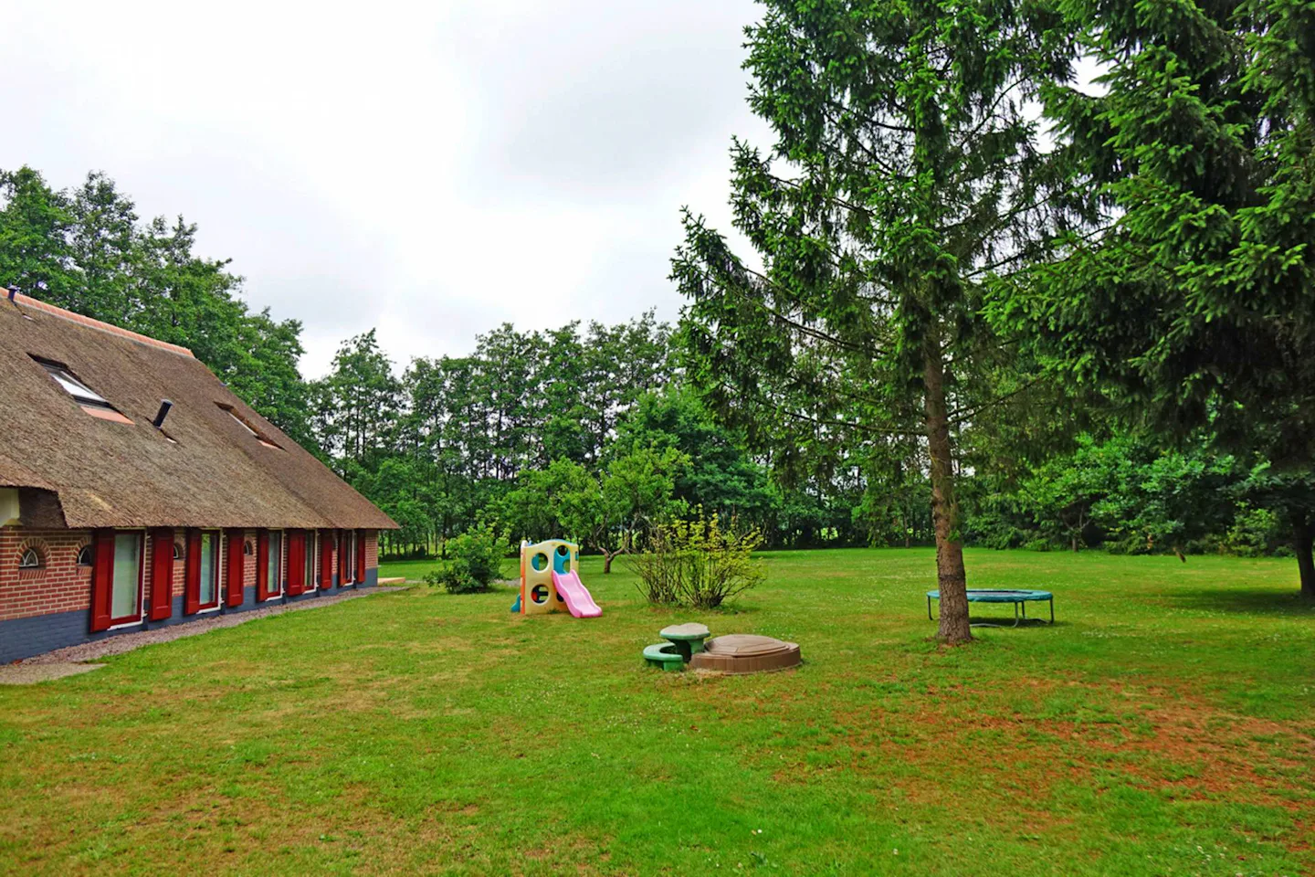 Camping en Familiehuis De Drenthse Roos