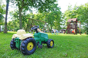 Camping en Familiehuis De Drenthse Roos