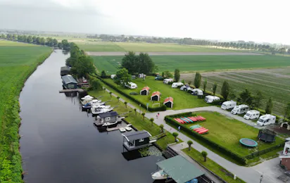 Camping en Jachthaven Aduarderzijl