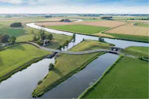 Camping en Jachthaven Aduarderzijl - Campingplatz aus der Vogelperspektive