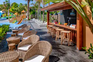 Camping Enmar - Ansicht der Bar auf dem Campingplatz
