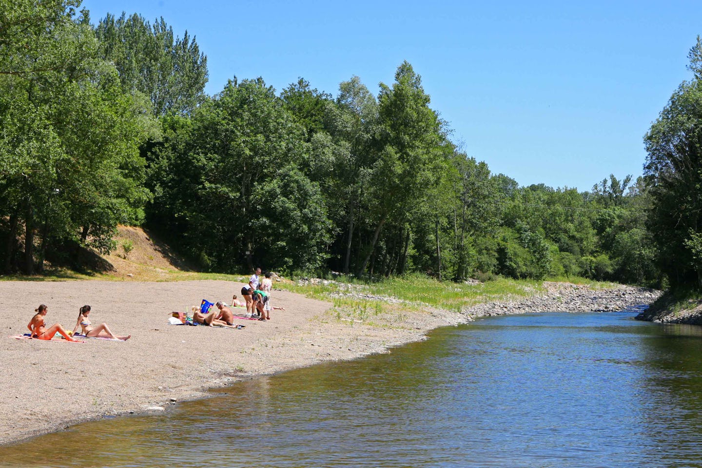 Camping et Gîte d'étapes L'Estela
