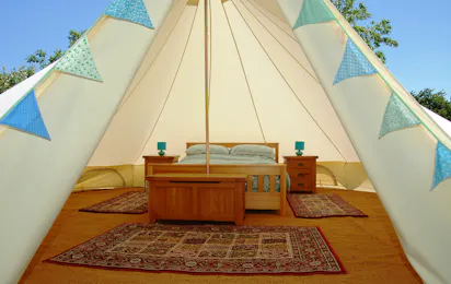 Camping et Gîtes La Forêt de Tessé