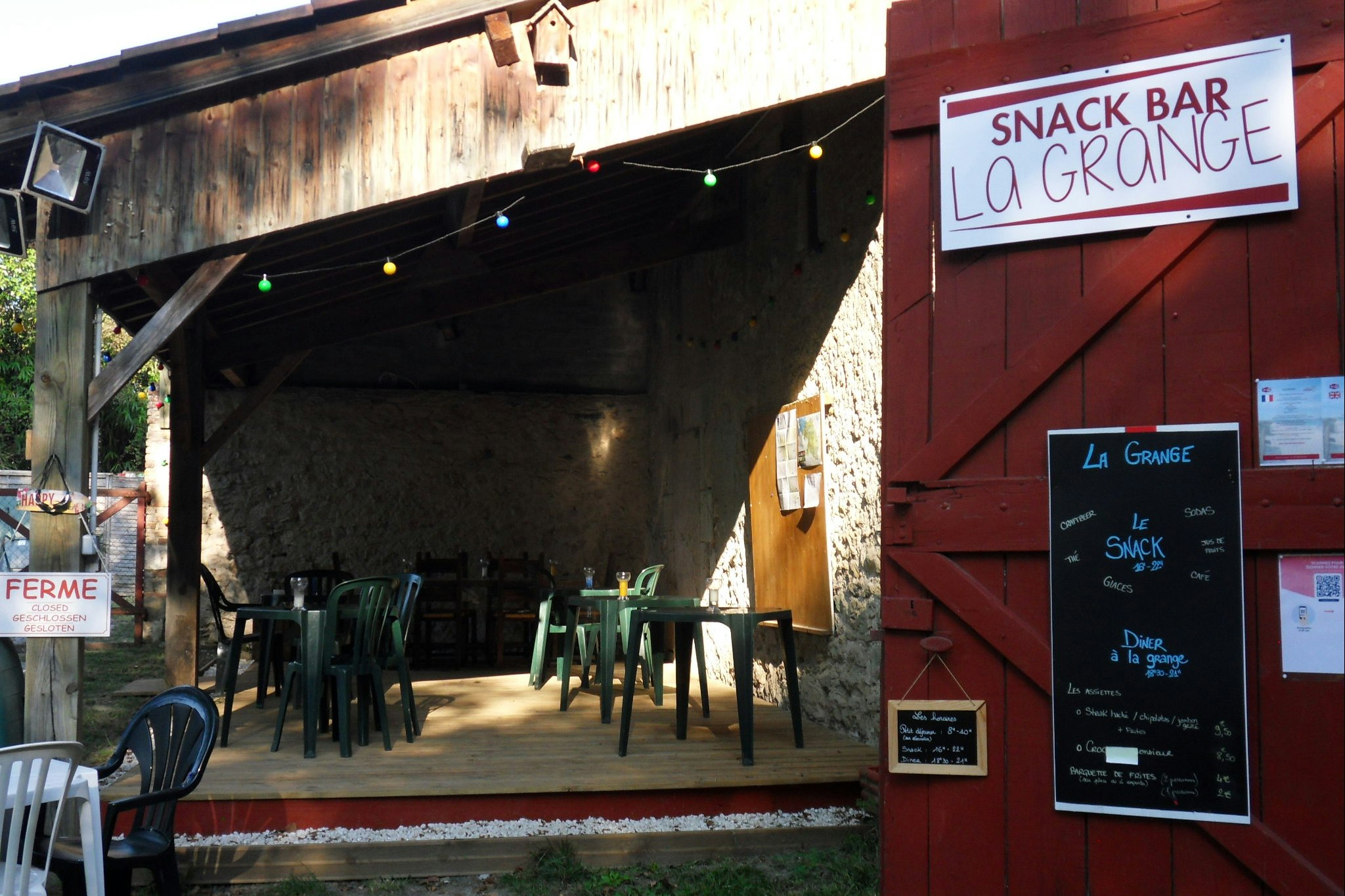 Camping Etche Zahar - Snackbar mit überdachter Terrasse