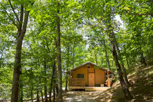 Camping Etxarri - Glamping-Zelt im Schatten der Bäume