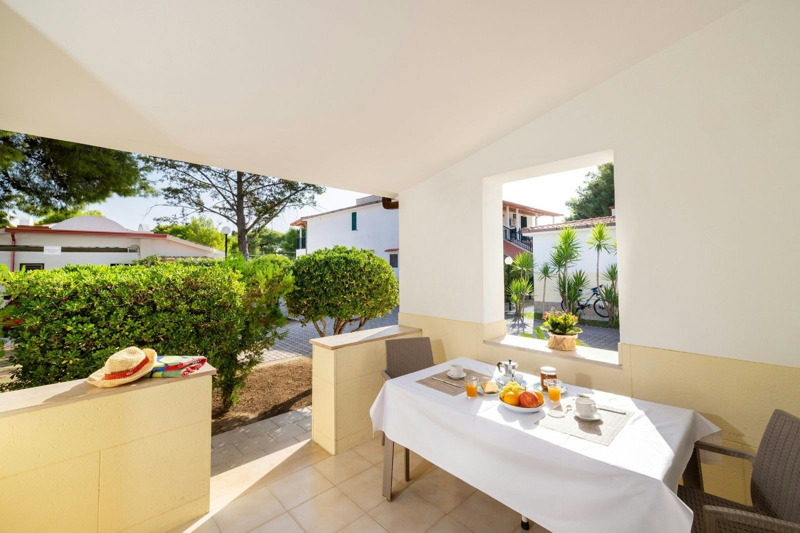 Euro 92 Camping and Rooms