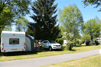 Camping Europa - Wohnmobil- und  Wohnwagenstellplätze auf der Wiese