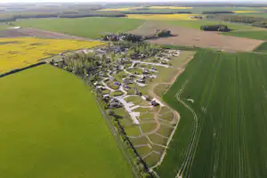 Camping Ferme de Prunay - Campingplatz aus der Vogelperspektive