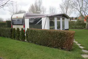 Camping Ferme des Saules - Blick auf die Standplätze auf der Wiese