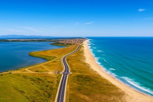 Camping Les Flamants Roses - Luftaufnahme der Küste am Campingplatz