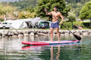 Camping Fleiola - Stand-up-Paddle auf dem Caldonazzo See-