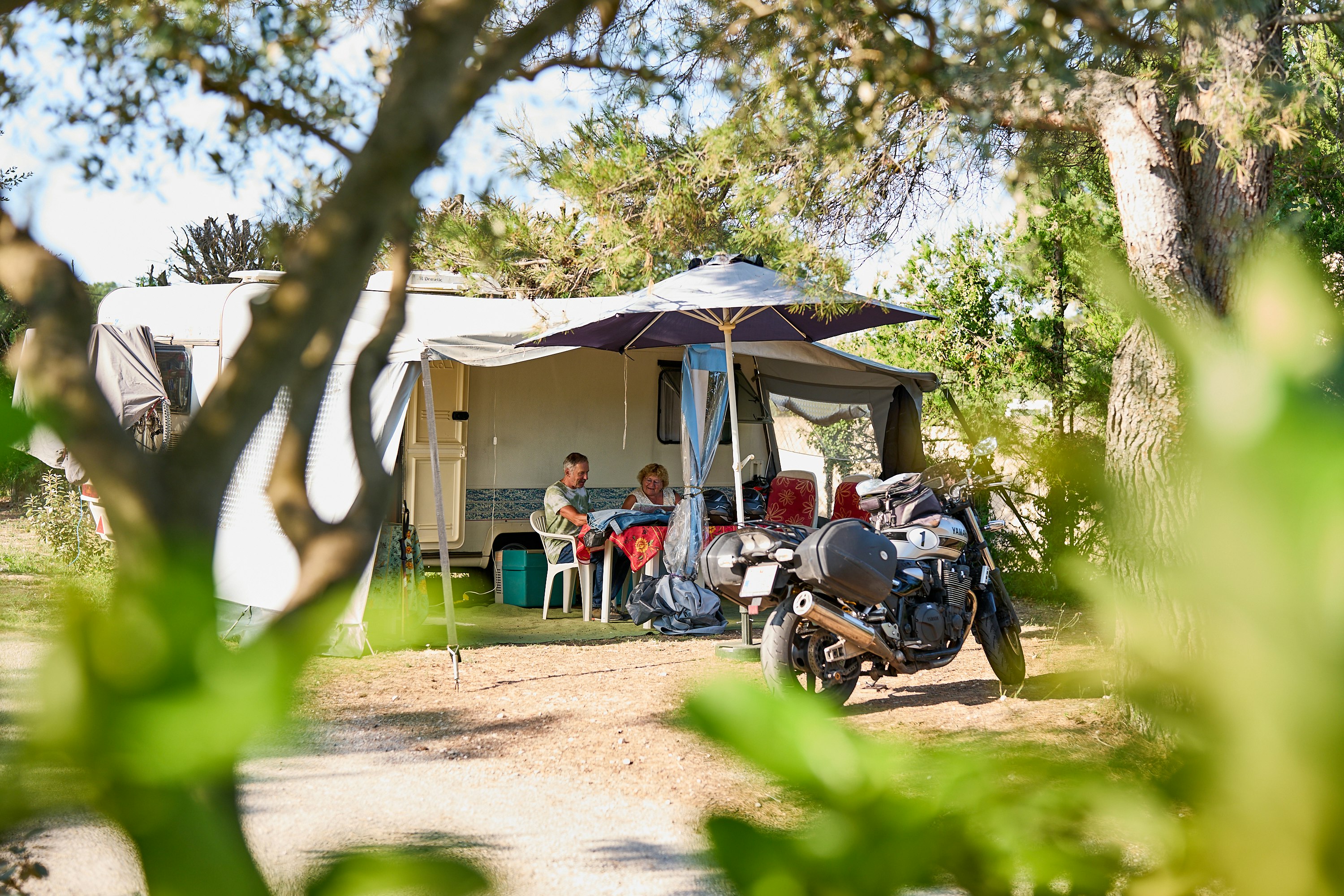 Camping La Cerise  Camping Font Neuve - Standplätze auf dem Campingplatz