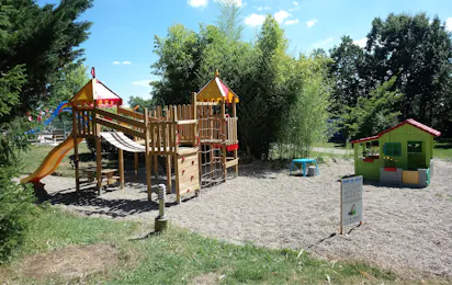 Camping Fontaine du Roc