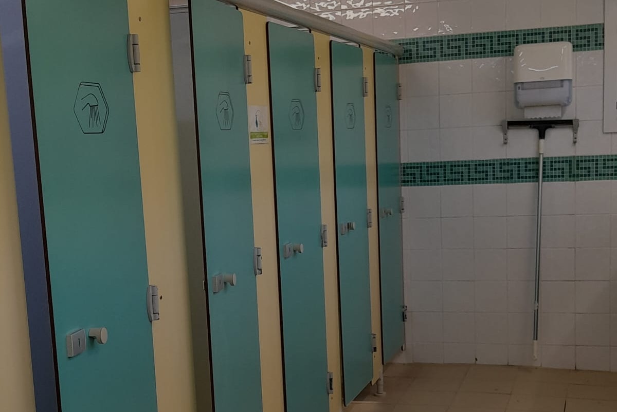 Camping Fontisson  - Innenansicht des Sanitärgebäudes