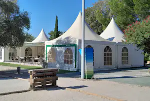 Camping Fontisson - Snackbar auf dem Campingplatz