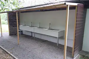 Camping Forrás - Spülbereich vom Campingplatz