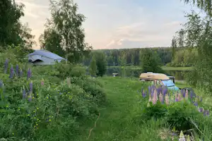 Camping Fristad - Standplätze im Grünen auf dem Campingplatz