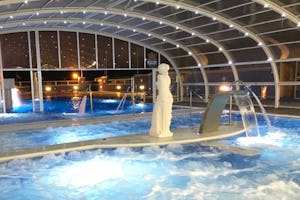 Camping Fuente - Indoor Pool vom Campingplatz