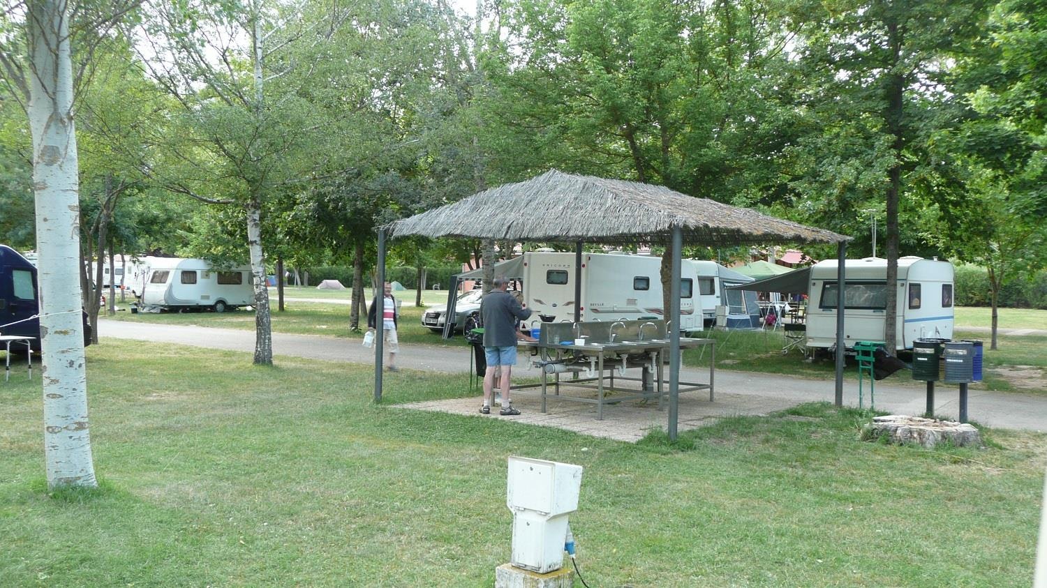 Camping Fuentes Blancas