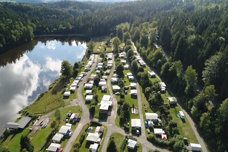 Camping Gaisweiher -  Übersicht auf das gesamte Campingplatz Gelände 