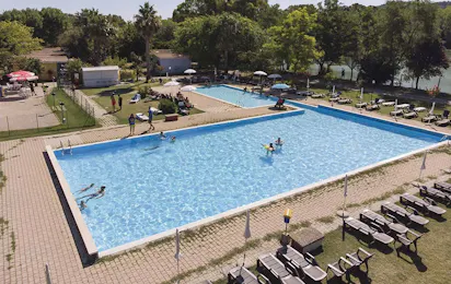 Centro Vacanze Garden River