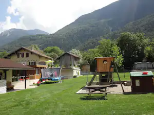 Camping Gemmi Agarn - Campingplatz mit Kinderspielplatz