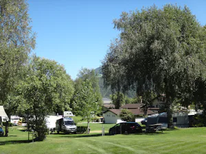 Camping Gemmi Agarn - Übernachtungsmöglichkeiten auf dem Campingplatz