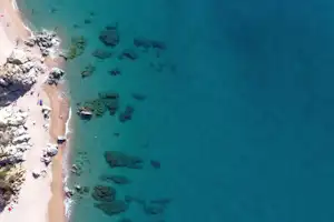 Camping Globo Rojo - Strand am Mittelmeer vom Campingplatz aus der Vogelperspektive