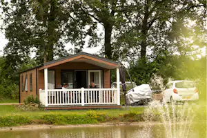Camping Goorzicht - Mobilheim mit Terrasse auf dem Campingplatz